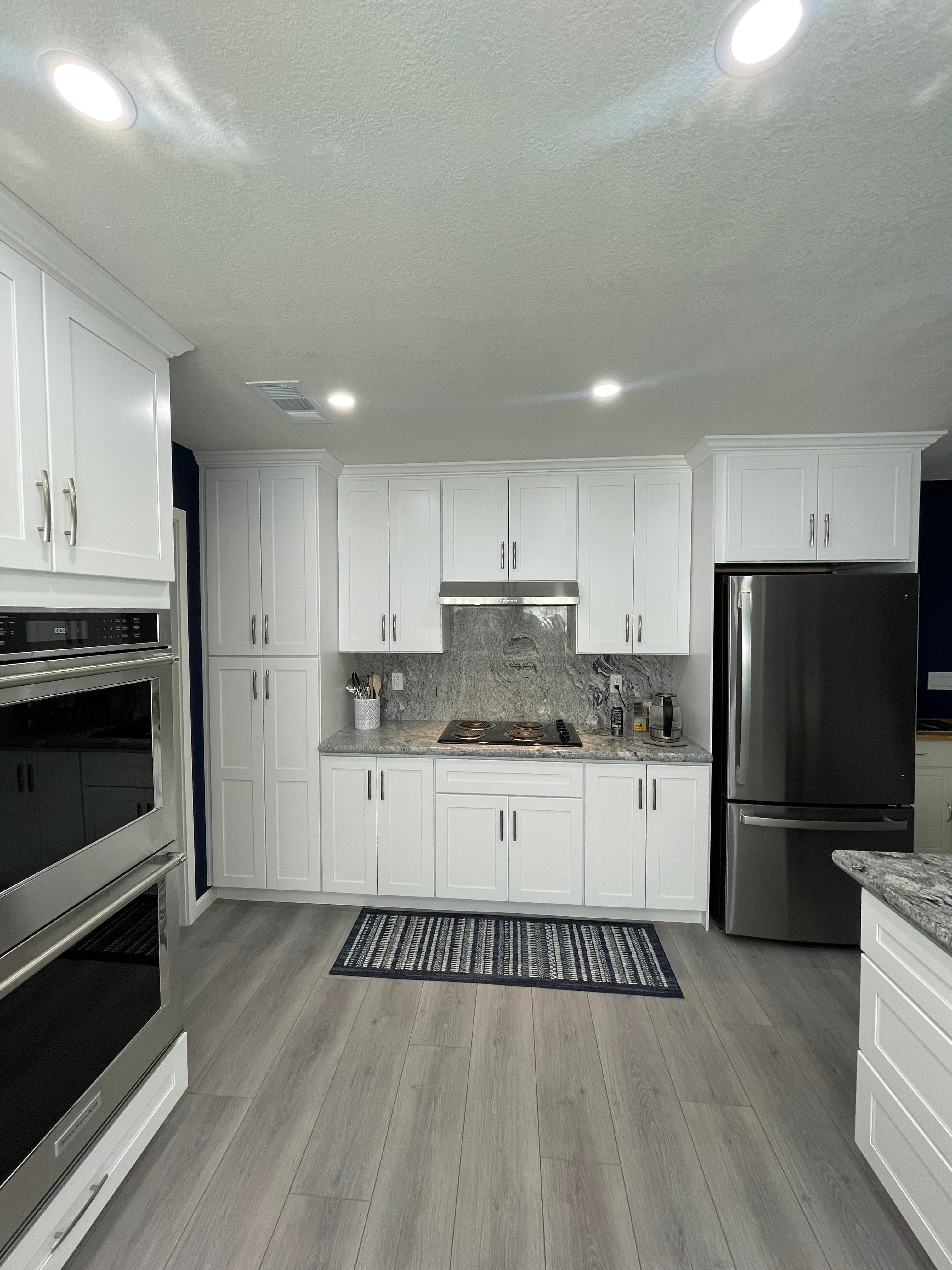 Kitchen cooktop area